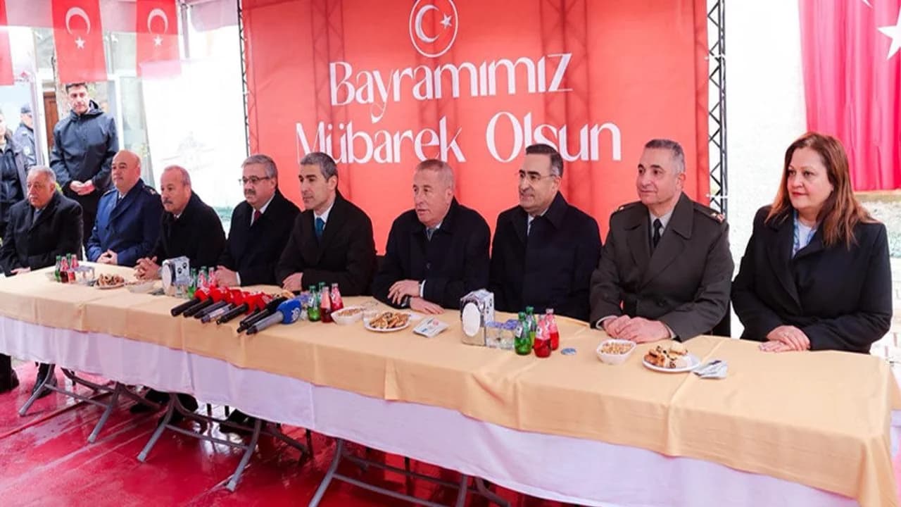 Afyonkarahisar'da Bayram Coşkusu Taş Medrese'de Yaşandı