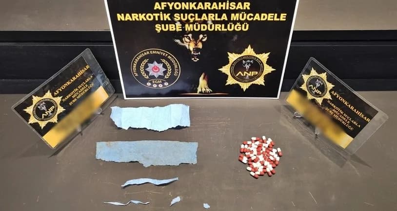 Afyonkarahisar'da Zehir Tacirlerine Ağır Darbe: 4 Şüpheli Cezaevine Gönderildi