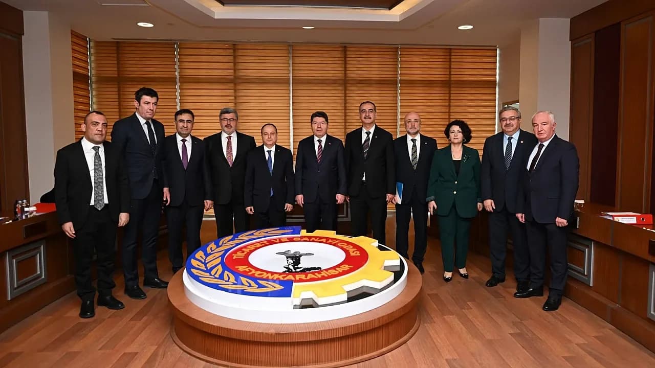 Bakan Tunç Afyonkarahisar’da İş Dünyasının Nabzını Tuttu