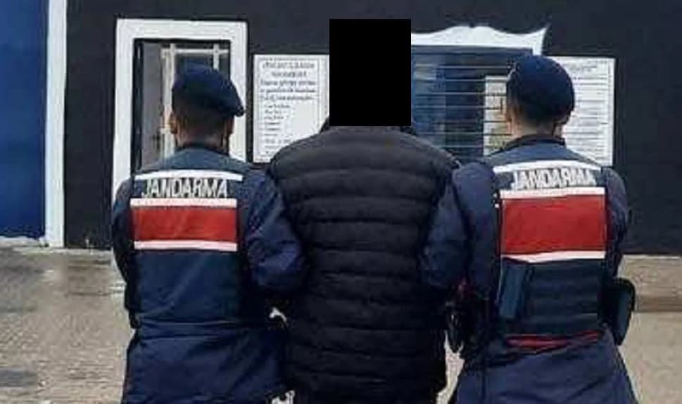Çay'da Jandarmadan Nokta Operasyon: 17 Yıllık Firari Hükümlü Cezaevine Gönderildi