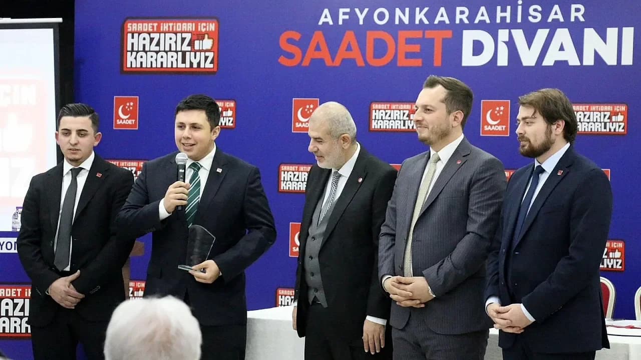 Saadet Partisi Afyonkarahisar Gençlik Kollarında Görev Değişimi: Mustafa Korkmaz Dönemi Başladı