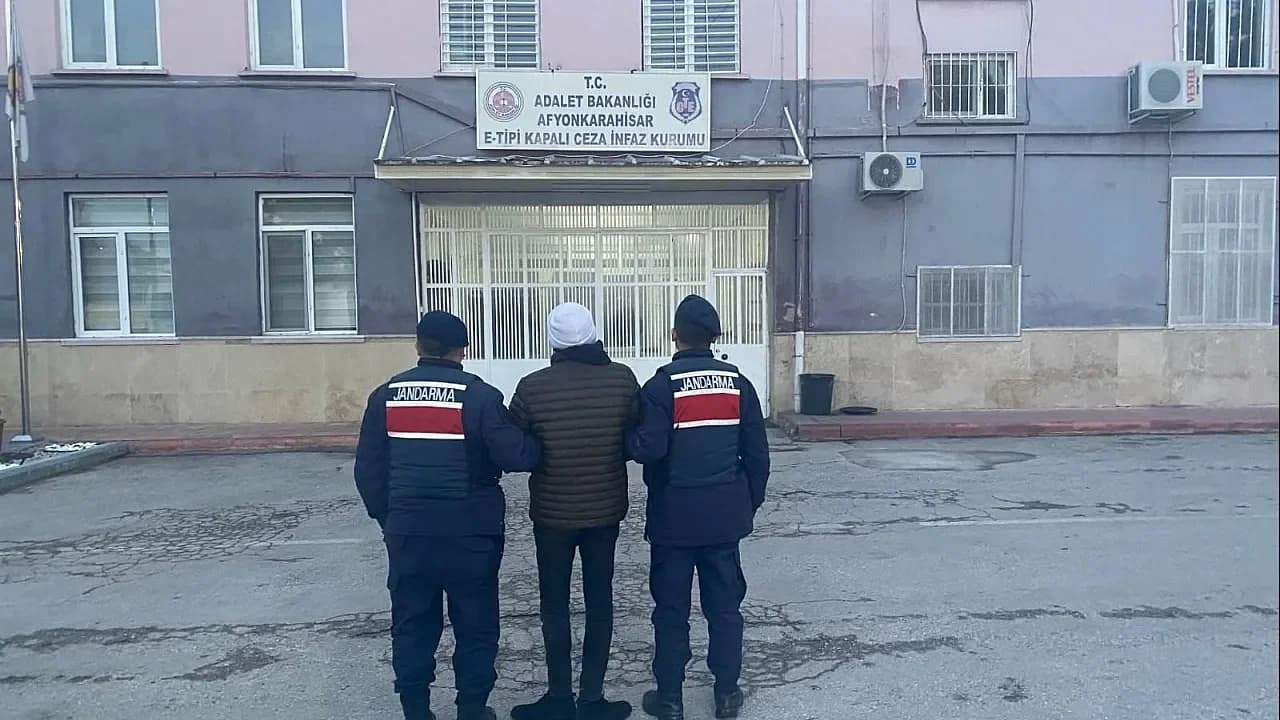 Afyonkarahisar’da FETÖ’nün “Mütevelli Heyeti” Üyesi Yakalandı: 6 Yıl Hapis Cezası Vardı