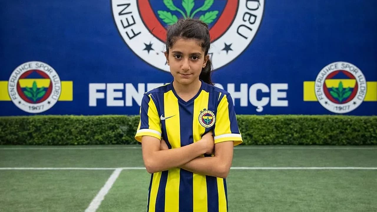 Afyon’un Gururu: Genç Yetenek Fatma İpin Fenerbahçe’ye Transfer Oldu