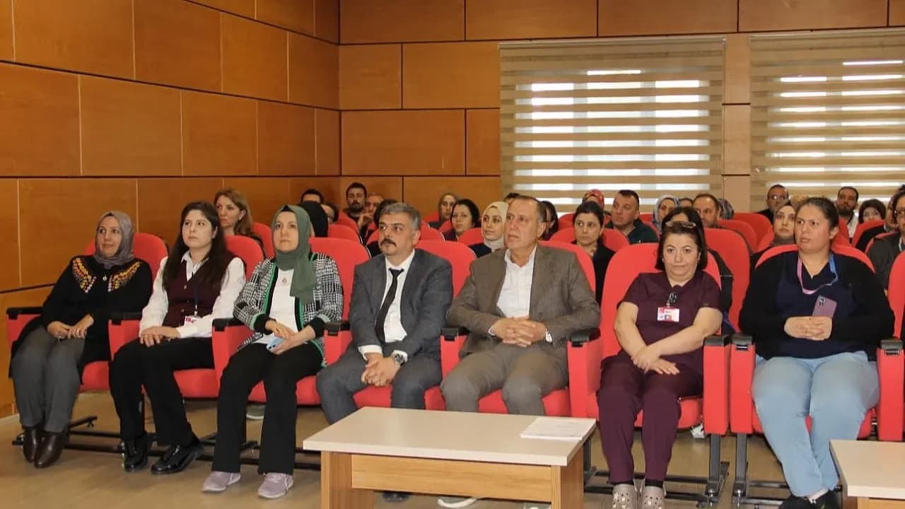 Afyonkarahisar Devlet Hastanesi’nde Kritik Kalite Zirvesi: 2025 Hedefleri Belirlendi