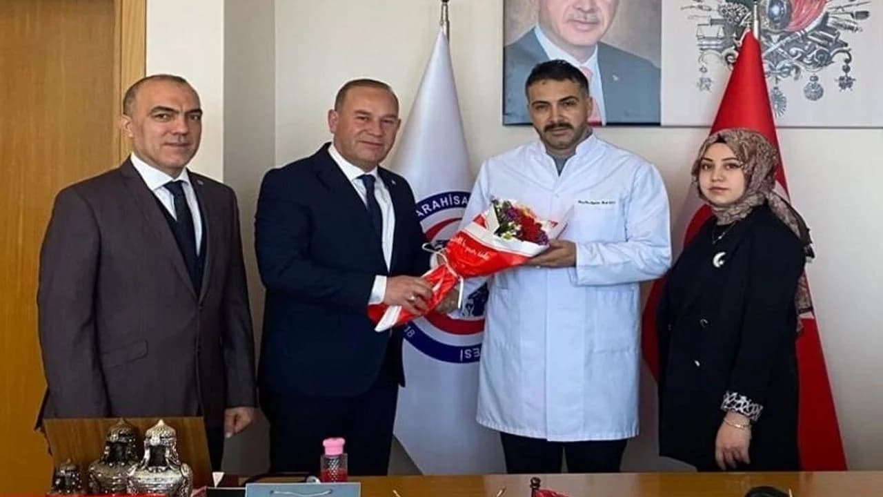 Afyonkarahisar'da Tıp Bayramı Mesaisi: Türk Sağlık-Sen'den Sağlık Yöneticilerine Ziyaret