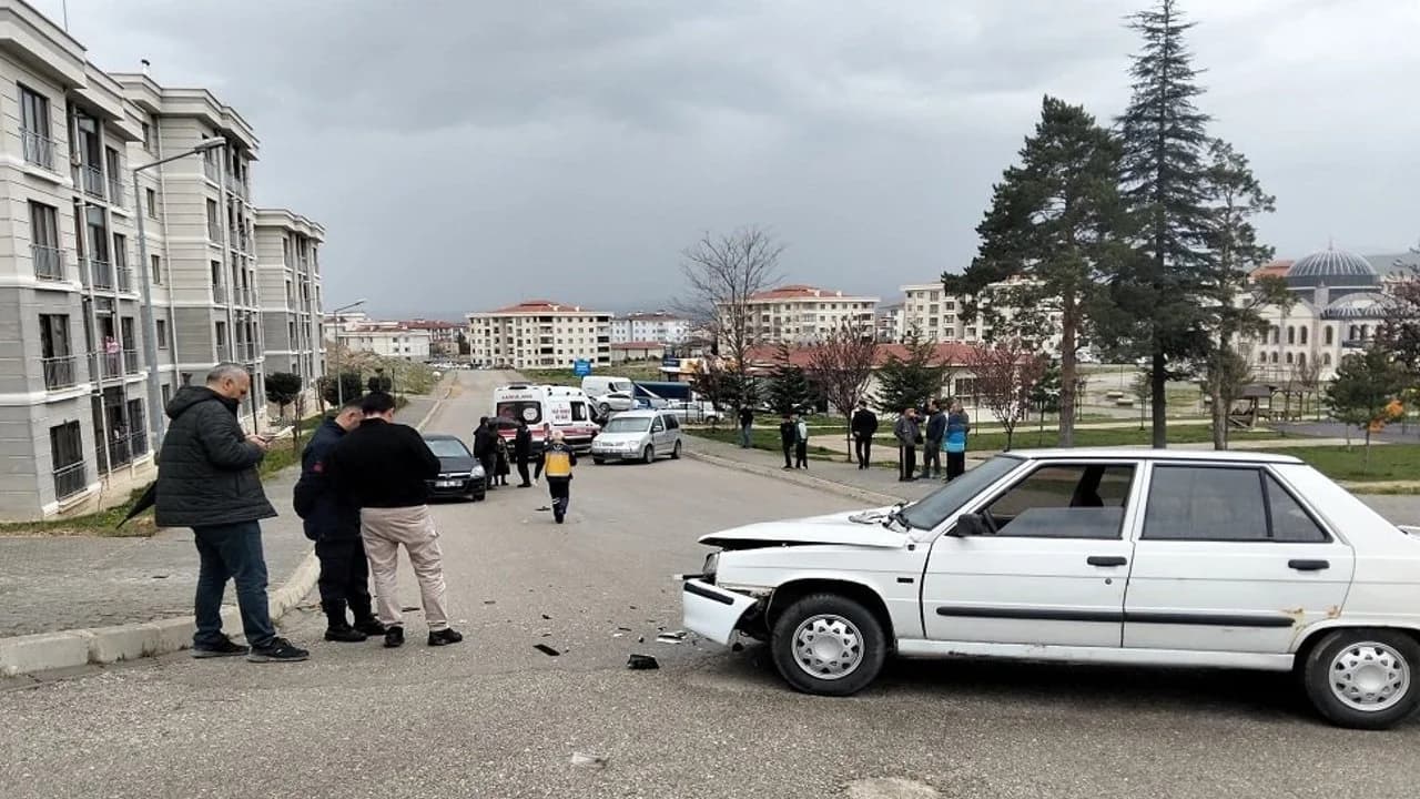 Zafer TOKİ'de Altyapı Eksikliği Kazalara Davetiye Çıkarıyor: Mahalleli Önlem Bekliyor