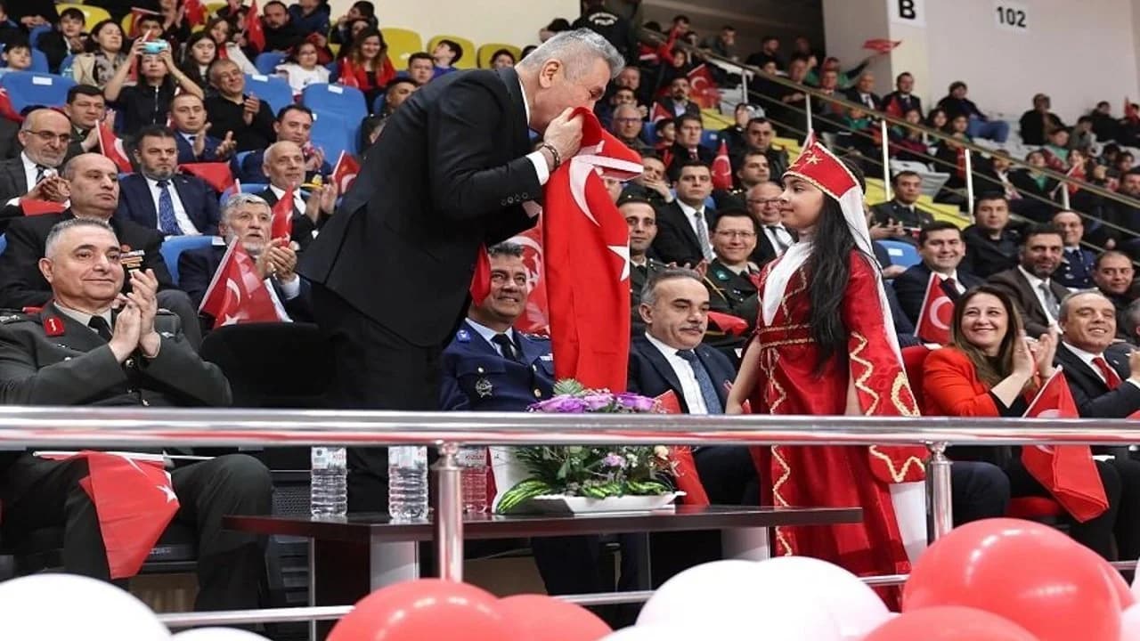 Afyonkarahisar'da 106. Yıl Gururu: 23 Nisan Coşkuyla Kutlandı