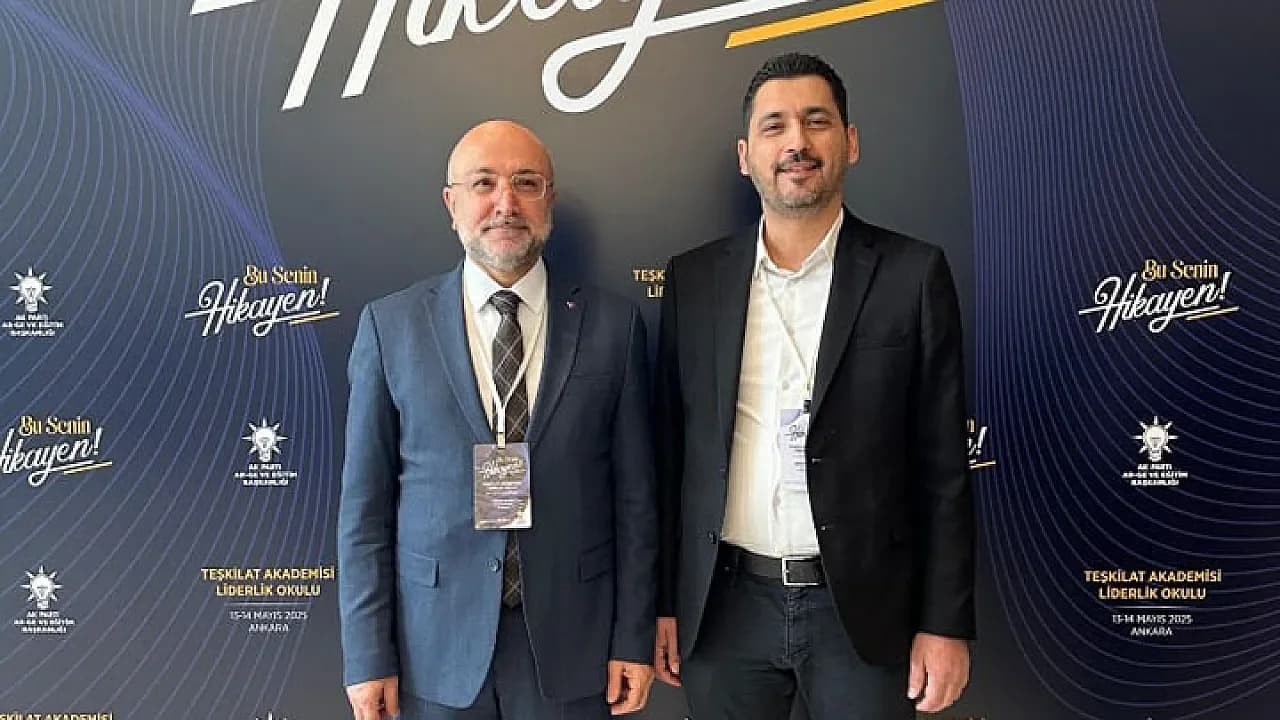 Şahin’den Görevi Devreden Mumyakmaz’a Vefa Mesajı: “Bu Bir Bayrak Yarışıdır”