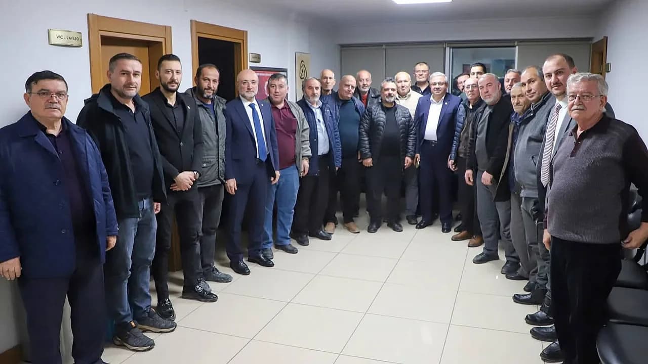 AK Parti Afyonkarahisar’dan Saha Çıkarması: “Teşkilatın Bel Kemiği Mahalle Başkanlarımızdır”