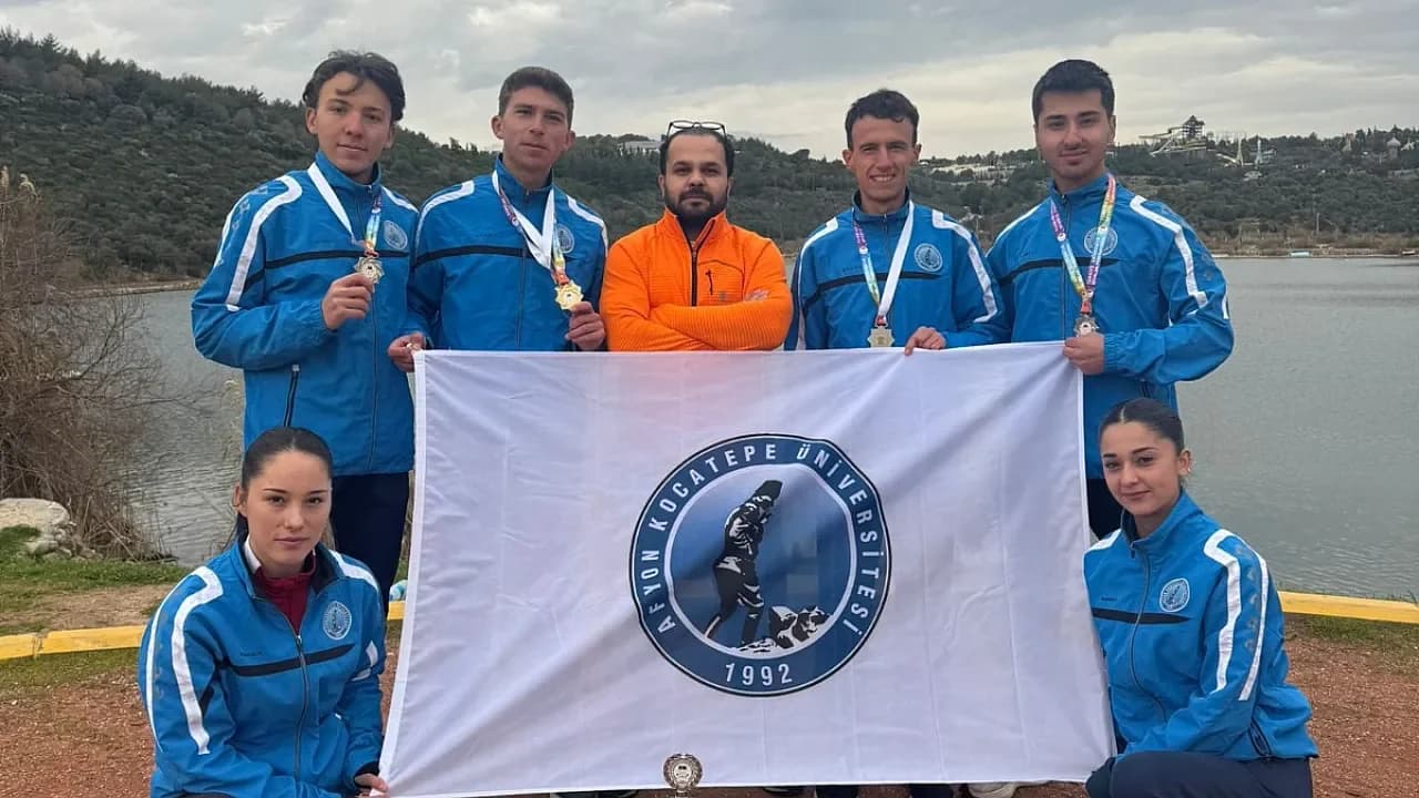 AKÜ’nün Altın Çocuğu Mert Selek Zirveyi Bırakmıyor: Rota İtalya