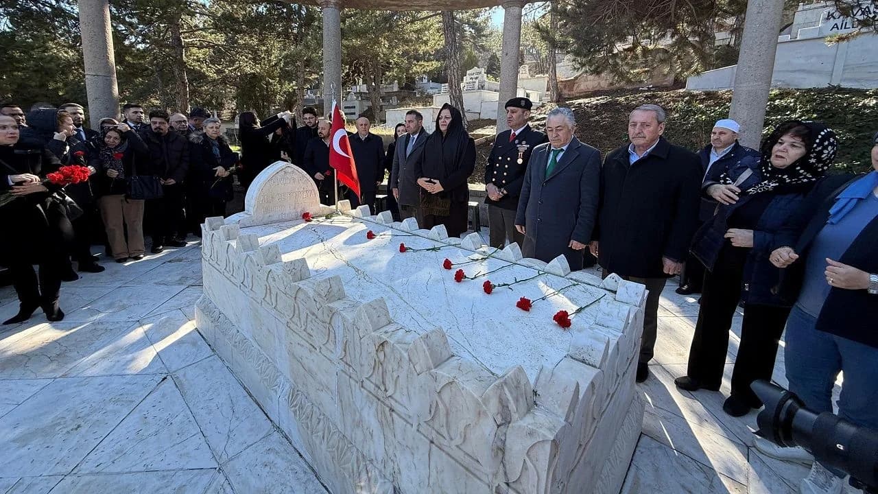 Milli Mücadele’nin "Kel Ali"si Kabri Başında Anıldı: Vefatının 77. Yılı