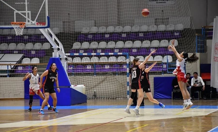 Afyonkarahisar, Yıldızlar Basketbol Yarı Final Karşılaşmalarına Ev Sahipliği Yapıyor