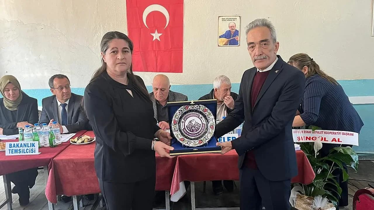 Bayat Esnaf ve Sanatkârlar Odası’nda Seçim Heyecanı: Birsen Birgül Şenlik Güven Tazeledi