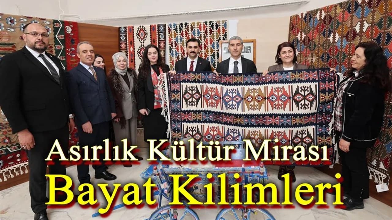 Afyonkarahisar'ın Tarihi Dokusu: Bayat Kilimlerinde Kök Boya ve Kadın Emeği