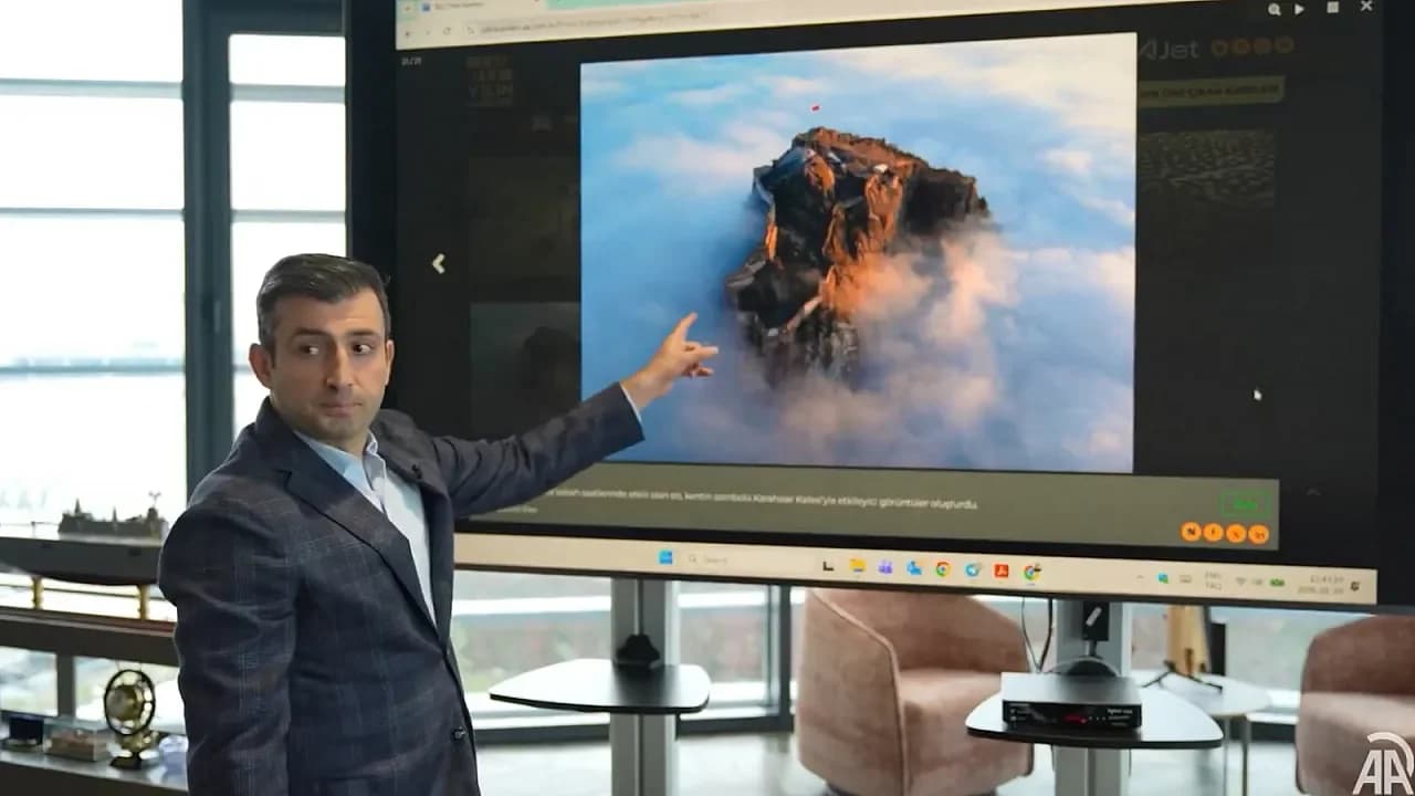 Selçuk Bayraktar’ın Favorisi Karahisar Kalesi Oldu: Vali Yiğitbaşı’ndan Anlamlı Teşekkür