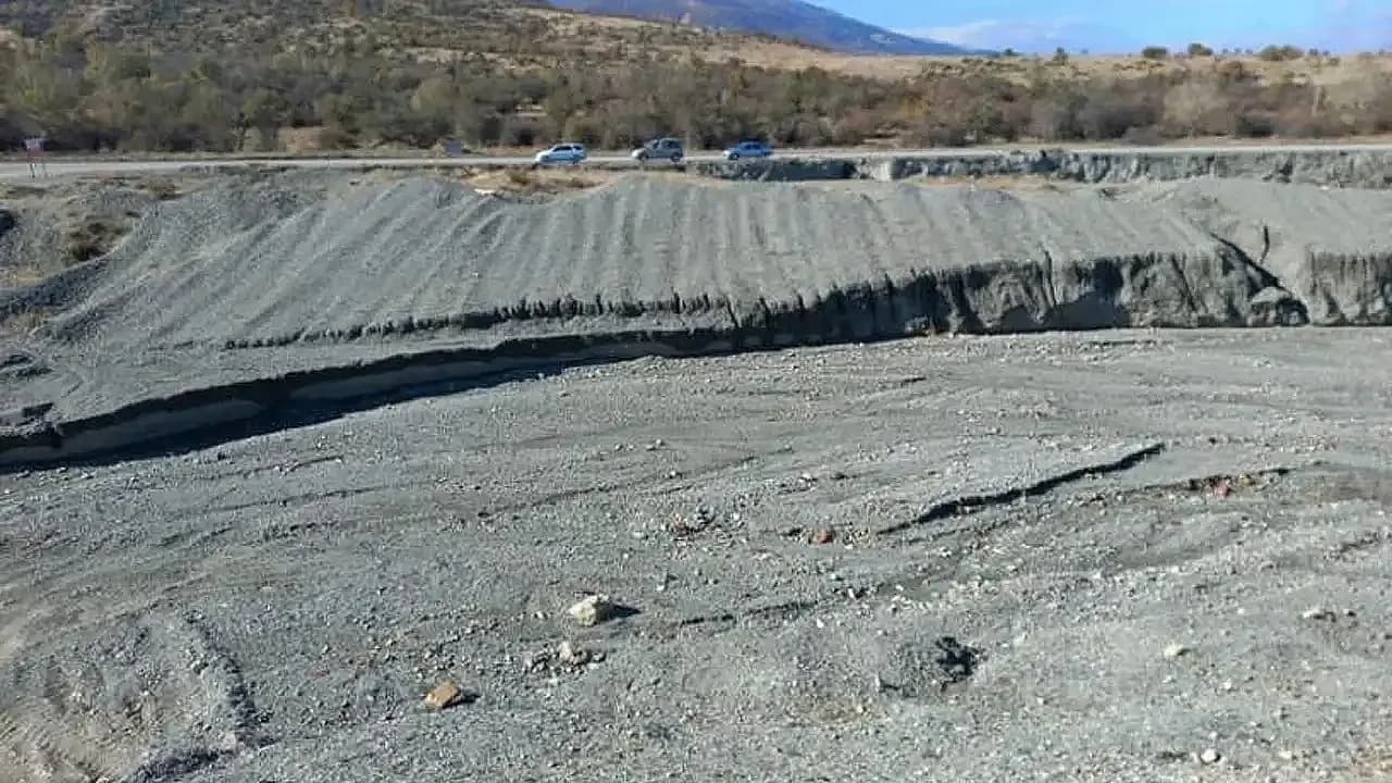 Yeşilçiftlik'te Kum Ocağı Gerilimi: Başkan Ölmez’den Muhtara Hakaret Dolu Mesajlar