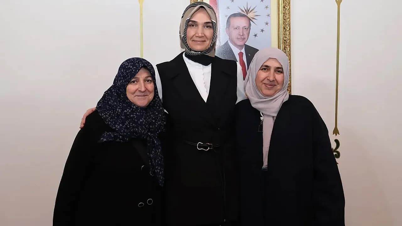 Vali Yiğitbaşı’ndan Fransa’daki Gurbetçilere Vefa: DİTİB Görevlisini Makamında Ağırladı