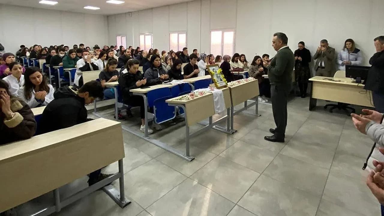 Beyaz Önlüğü Masasında Kaldı: Genç Diş Hekimi Adayı Aylin Bozdayı İçin Hüzünlü Veda