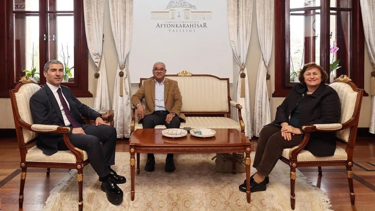 DSP Lideri Önder Aksakal'dan Afyonkarahisar Valisi Aktaş'a Ziyaret