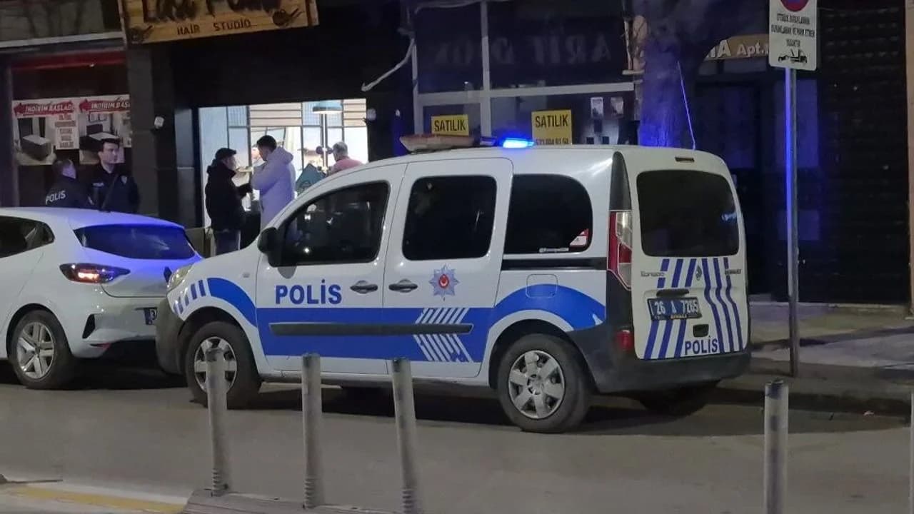 Eskişehir'de Şüpheli Ölüm: 79 Yaşındaki Kadın Evinde Cansız Bulundu