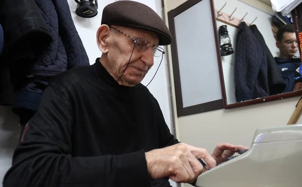 Eskişehir'in Asırlık Arzuhalcisinden Artan Boşanmalara Sitem: "Yuva Yıkan Dilekçeleri Yazmak İstemiyorum"