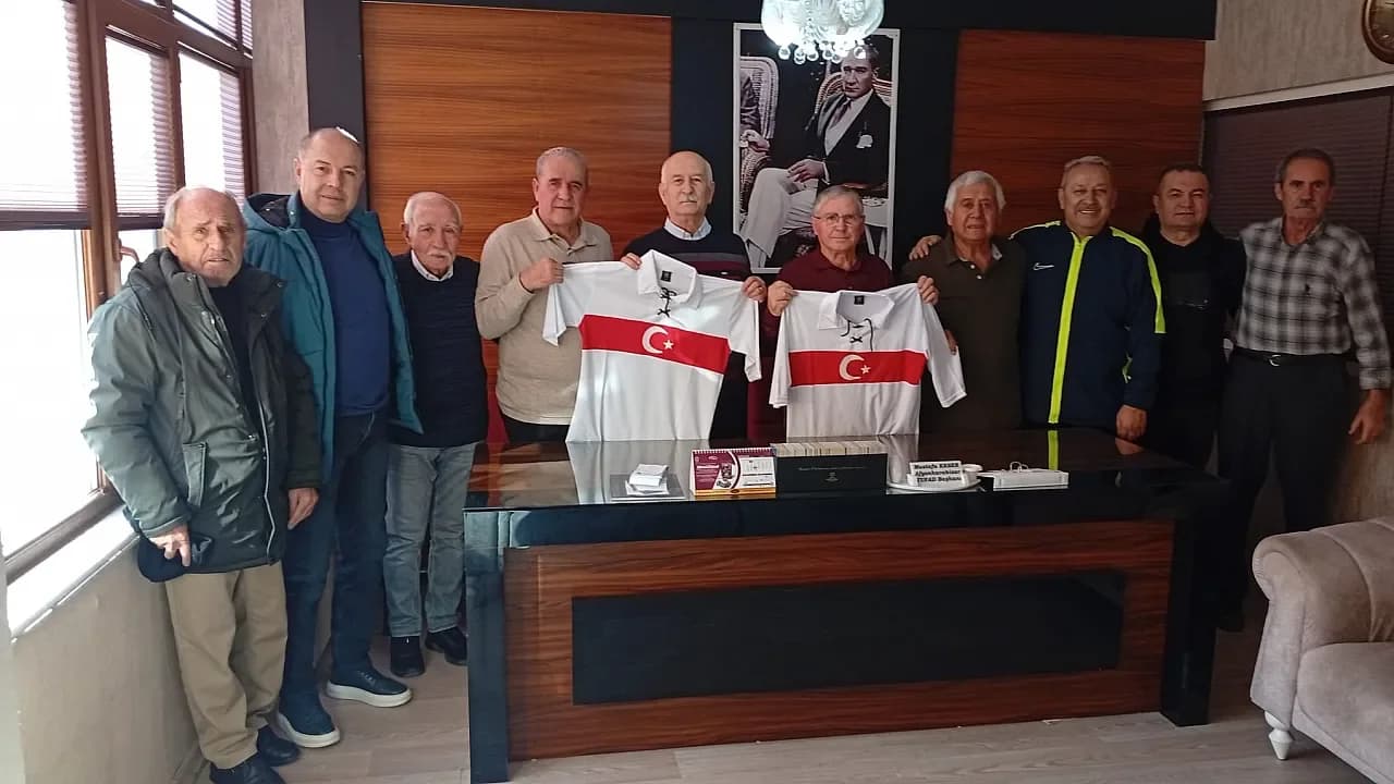 Afyon Futbolunun Çınarları TÜFAD Çatısı Altında Bir Araya Geldi