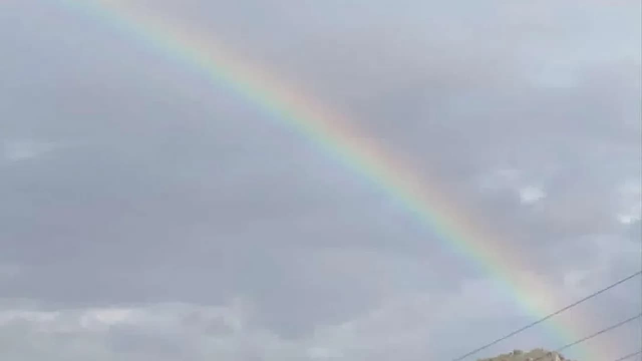 Şuhut Semalarında Görsel Şölen: Kavaklı Köyü'nde Gökkuşağı Mest Etti