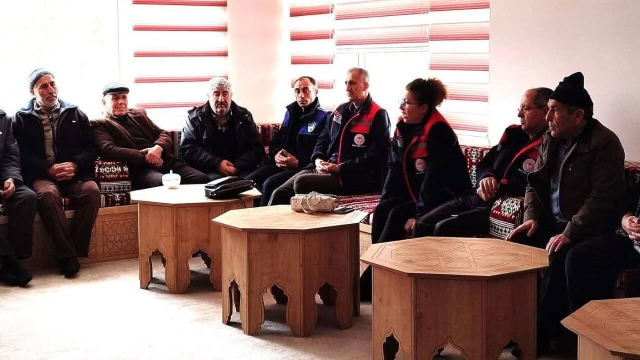 Işıklar'da Üreticiye 'Toprağını Tanı' Çağrısı: Verim ve Kalite İçin Eğitim Seferberliği