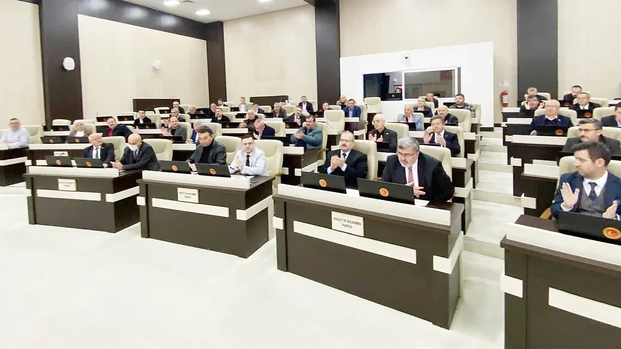 Afyonkarahisar İl Genel Meclisi Şubat Ayı Çalışmalarını Tamamladı: Eğitim ve Altyapı Yatırımları Karara Bağlandı