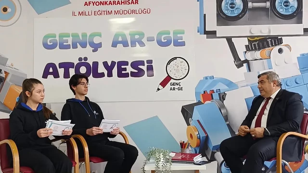 Müdür Sünnetci’den Kritik Ara Tatil Uyarısı: “Teknolojiyi Yönetin, Kölesi Olmayın”