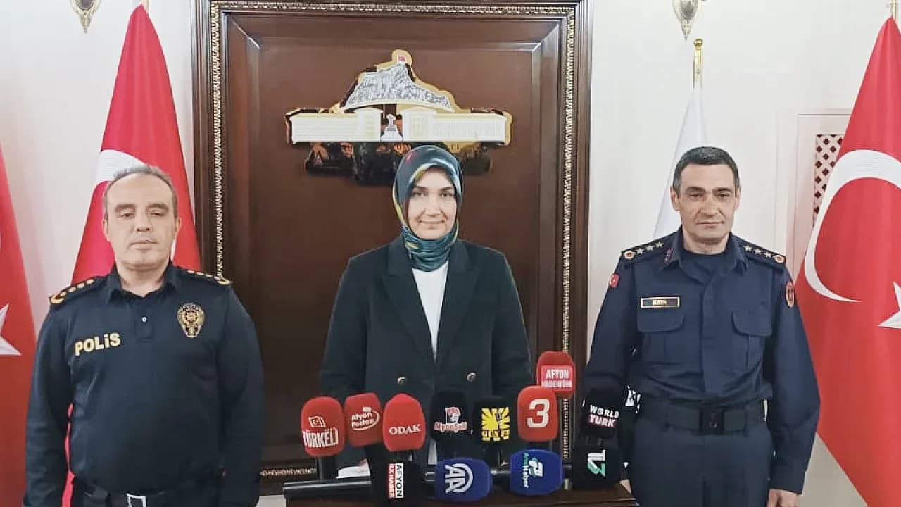 Afyon Merkezli Dev DEAŞ Operasyonu: Interpol Kırmızı Bültenle Arıyordu, 7 Şüpheli Yakalandı