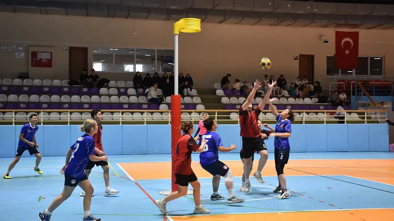 Afyonkarahisar’da Okul Sporları Heyecanı: Korfbol Müsabakaları Start Aldı