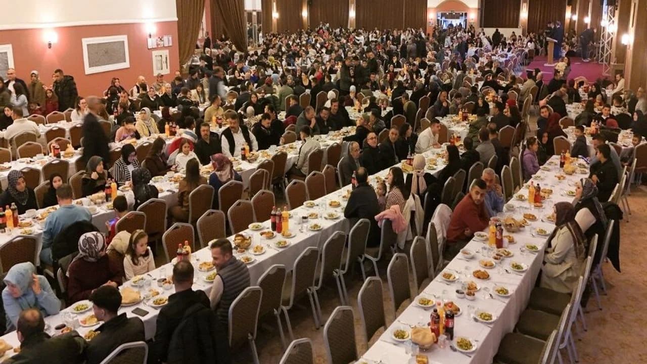 Sandıklı Belediyesi Personeli Geleneksel İftar Programında Buluştu