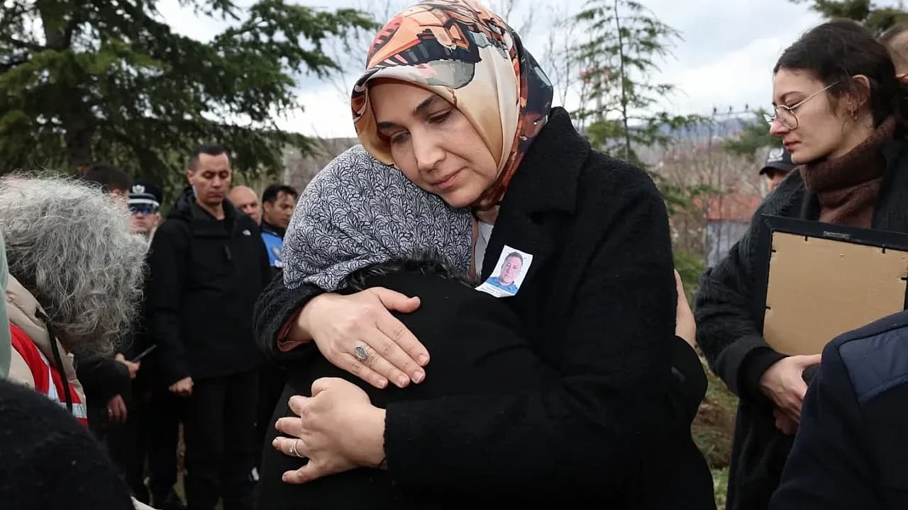 Şuhutlu Polis Memuru Mustafa Yıldırım Dualarla Son Yolculuğuna Uğurlandı