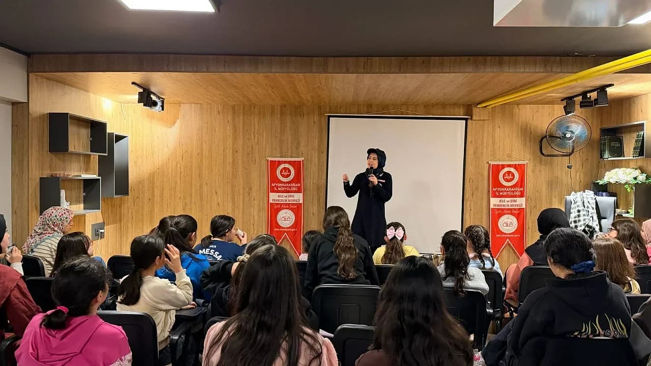 Afyonkarahisar Müftülüğü’nden Gençlere Özel Ara Dönem Kampı