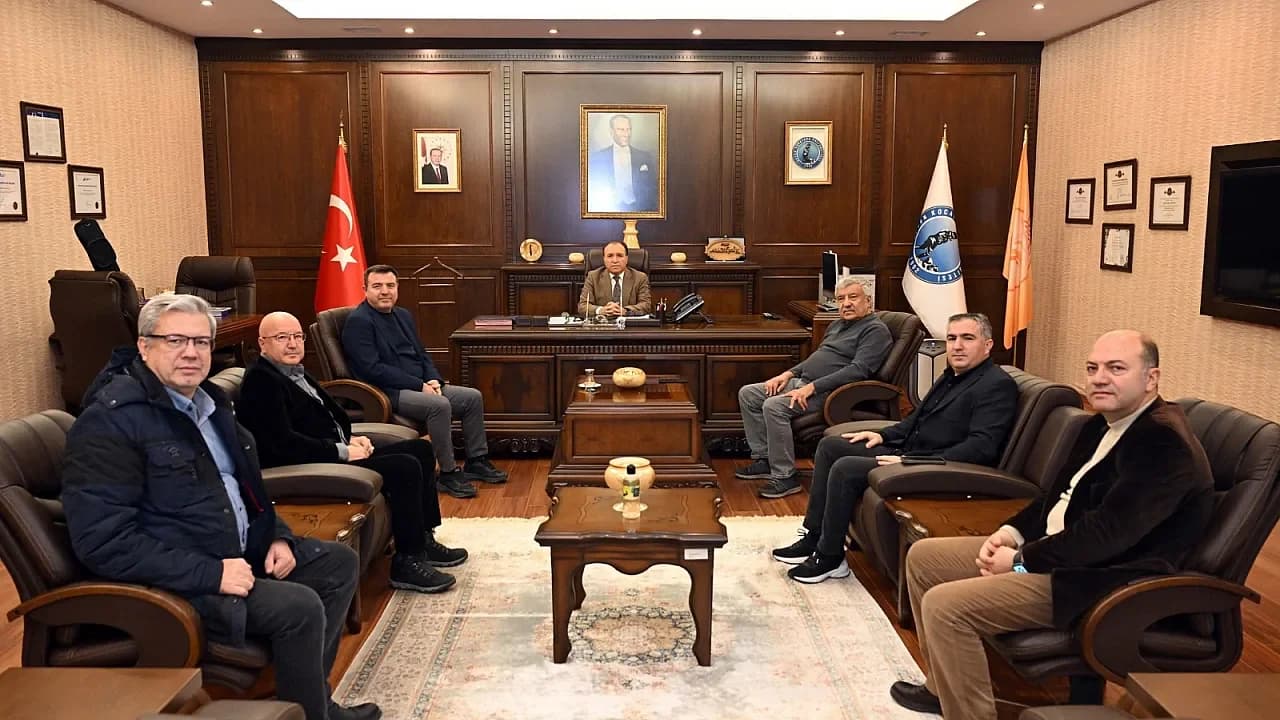 AKÜ’de Üniversite-Sanayi İşbirliği Zirvesi: 2026 Yol Haritası Masaya Yatırıldı