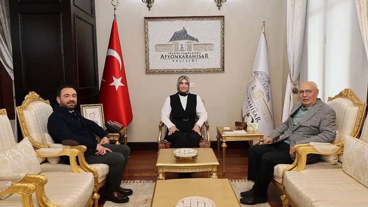 Vali Yiğitbaşı, İş İnsanları Hakan ve Süleyman Kırlıoğlu ile Bir Araya Geldi